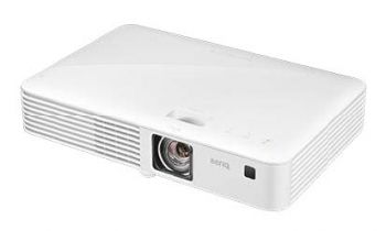 Новый портативный LED проектор BenQ c временем жизни источника света 30 000 часов