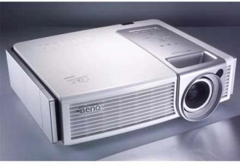 	 Новый проектор для домашнего театра BenQ PE7700 с технологией Senseye 