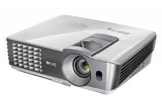 Очередная награда нового 3D проектора BenQ W1070