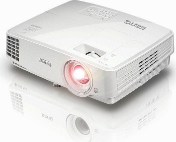 BenQ MH530 - пожалуй, лучший проектор для финала!